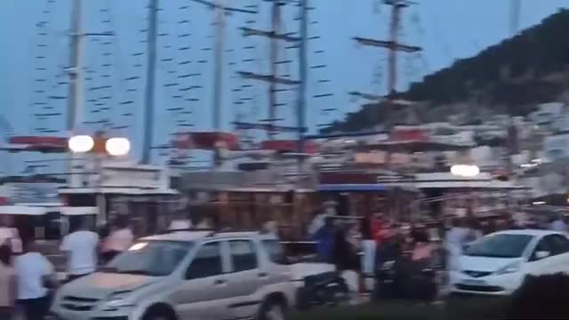 YUNANİSTAN’IN KİLİMLİ (KALYMNOS) ADASI KARANTİNADA