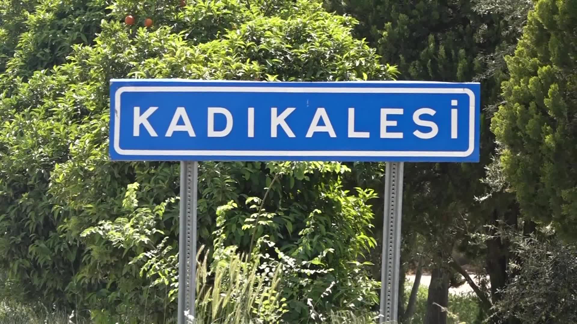 KUŞADASI, KADIKALESİ KAZILARINDA 800 YILLIK  İSKELETLER BULUNDU