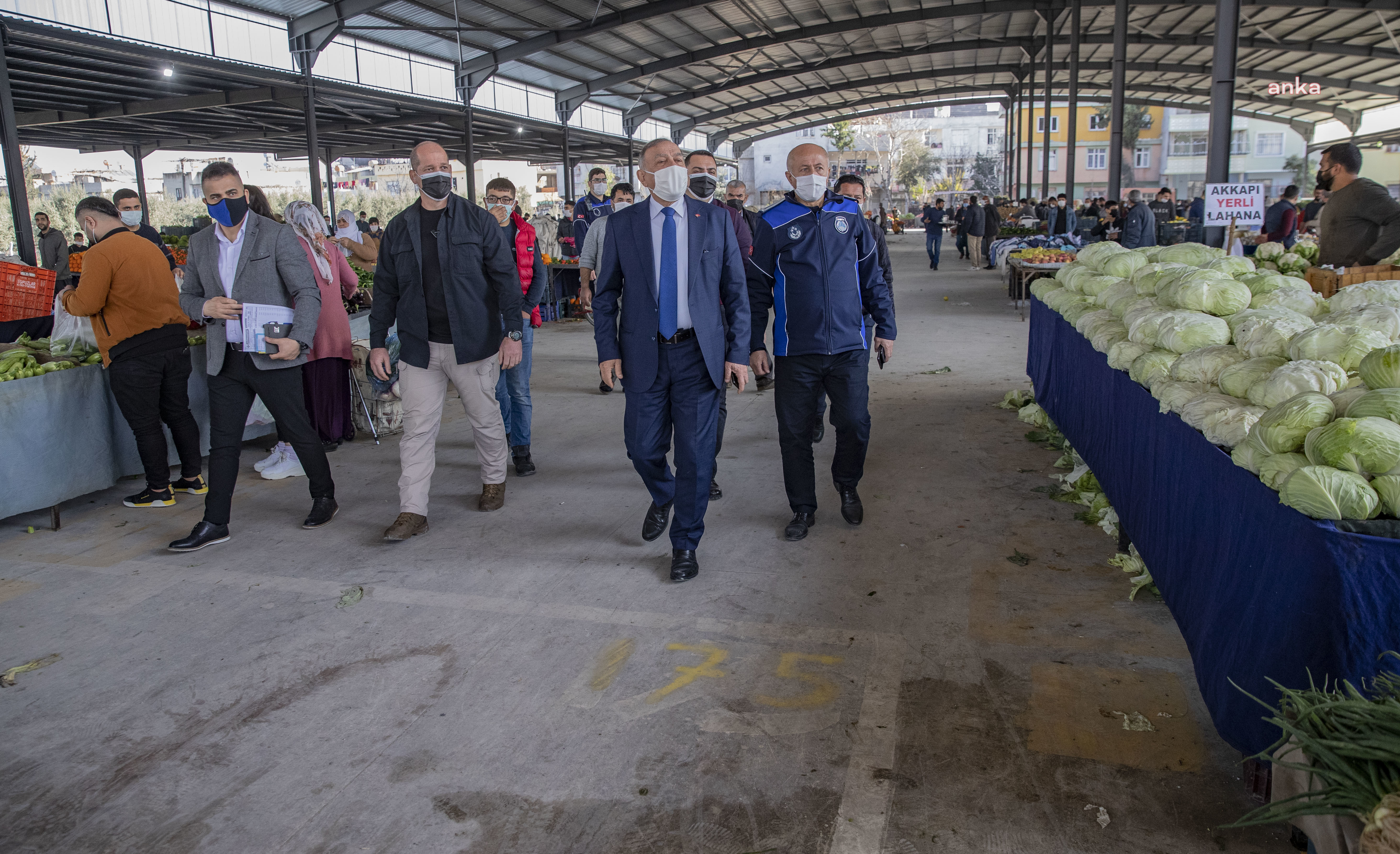ADANA SEYHAN’DA PAZAR YERLERİNE HES KODUYLA GİRİLEBİLECEK