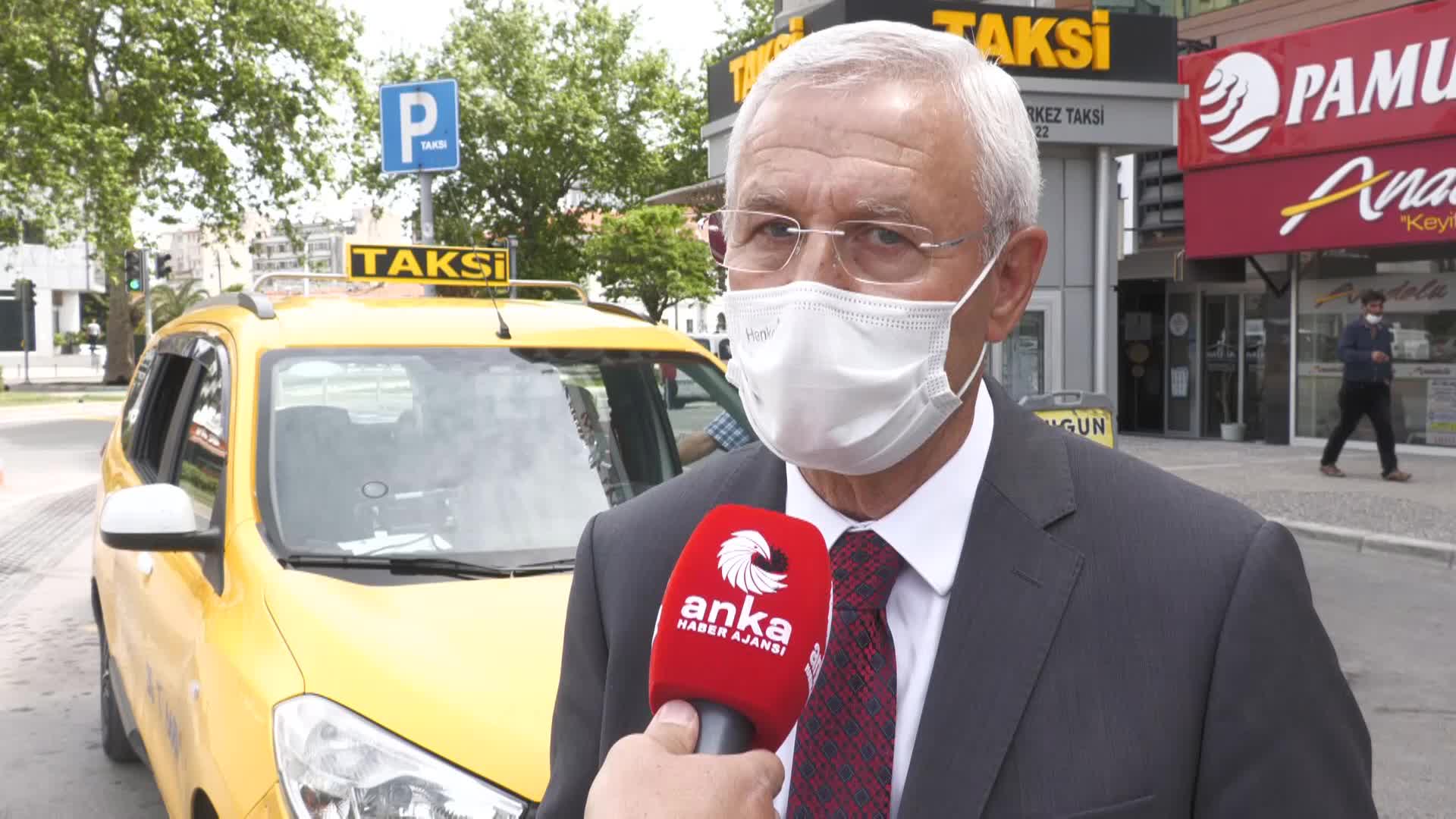 İZMİR'DE "TAKSİCİLERE AŞI ÖNCELİĞİ" ÇAĞRISI: "COVİD HASTASI HASTANEYE TAKSİYLE GİDİYOR"