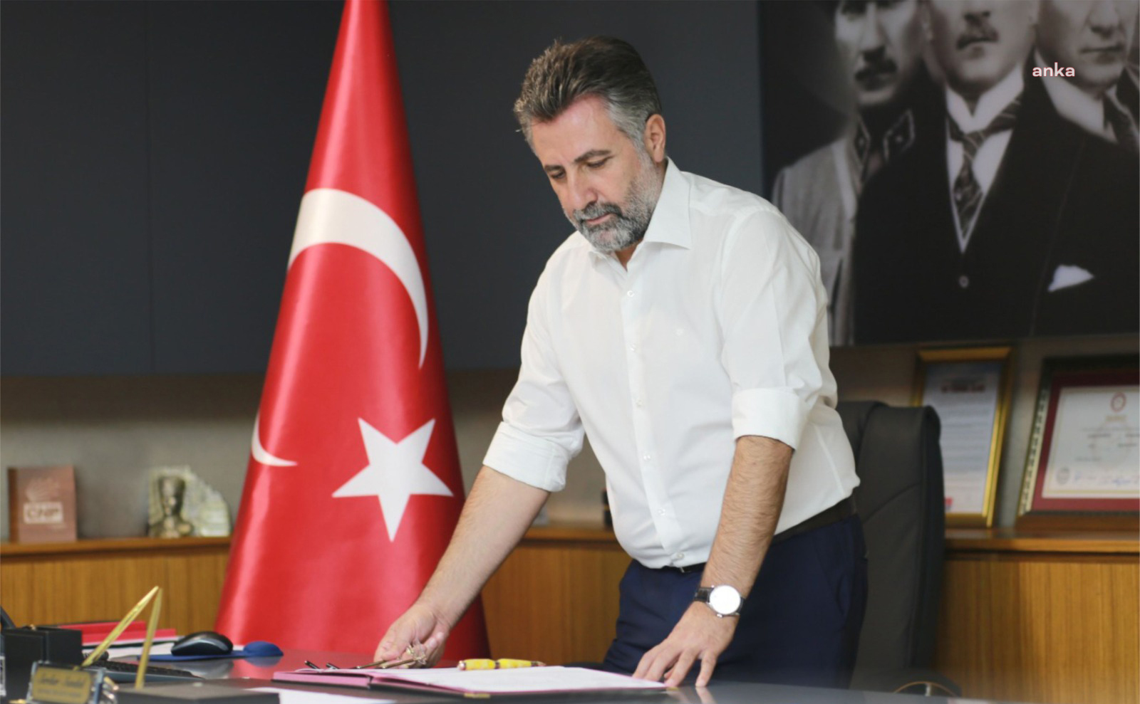 BAYRAKLI BELEDİYE BAŞKANI SANDAL’DAN PERSONELE BAYRAM MÜJDESİ