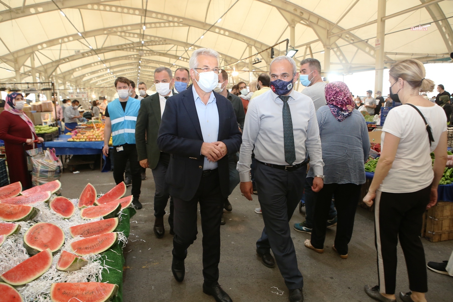 NİLÜFER'DE PAZAR YERLERİNE SIKI DENETİM