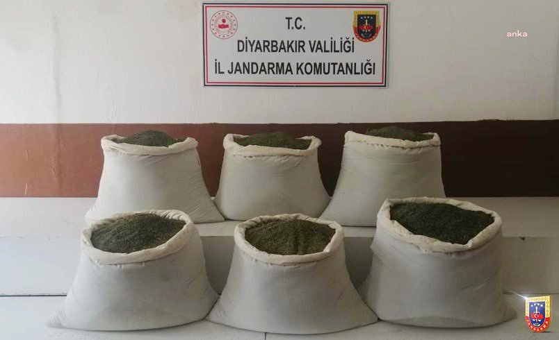 JANDARMA GENEL KOMUTANLIĞI: DİYARBAKIR'DA 201 KİLO TOZ ESRAR ELE GEÇİRİLDİ