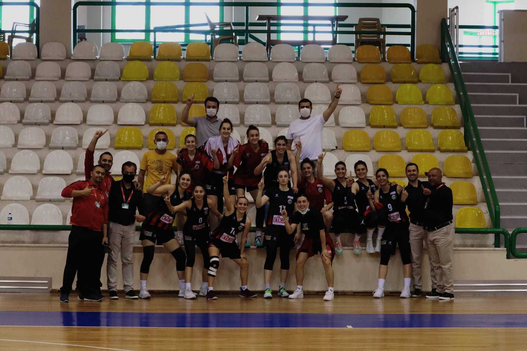 TURGUTLU BELEDİYE KADIN BASKETBOL FİNAL GRUBUNDA