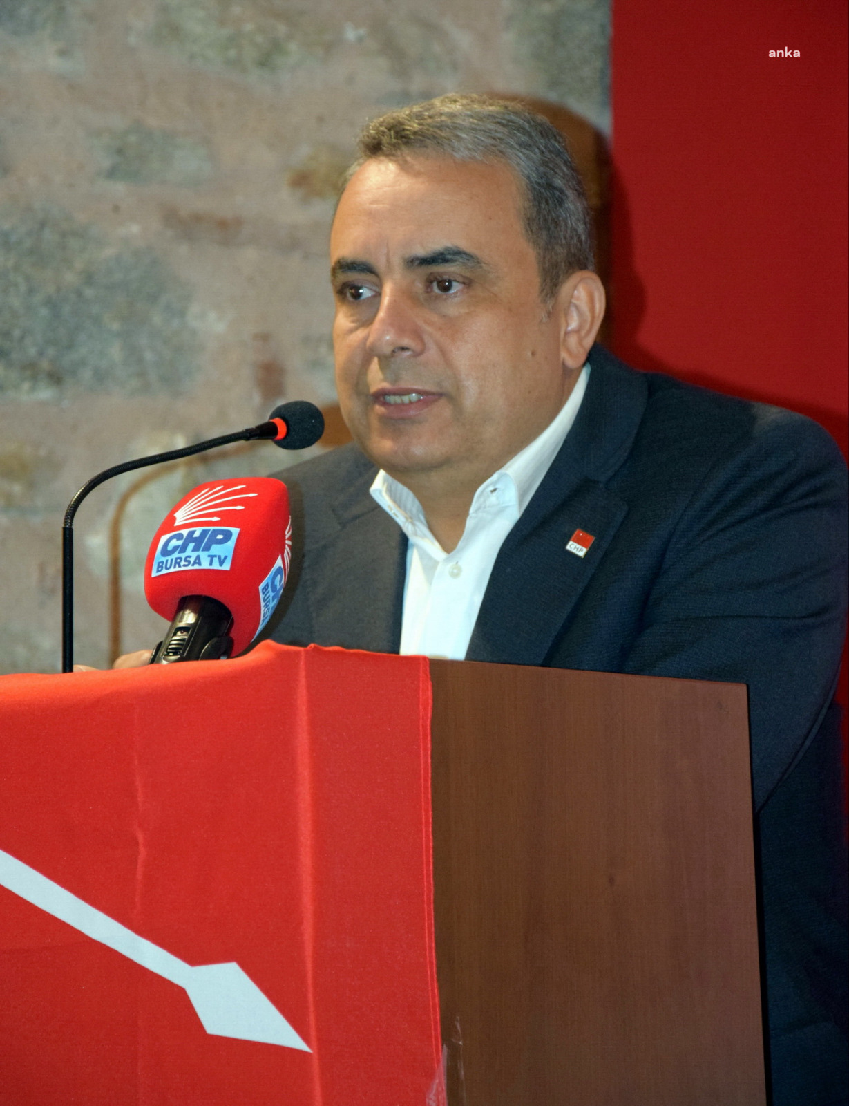 CHP'DEN, BURSARAY İHALESİNDEKİ MALİYET ARTIŞINA TEPKİ: "HALKIN PARASININ NASIL PEŞKEŞ ÇEKİLDİĞİ ORTAYA ÇIKTI"