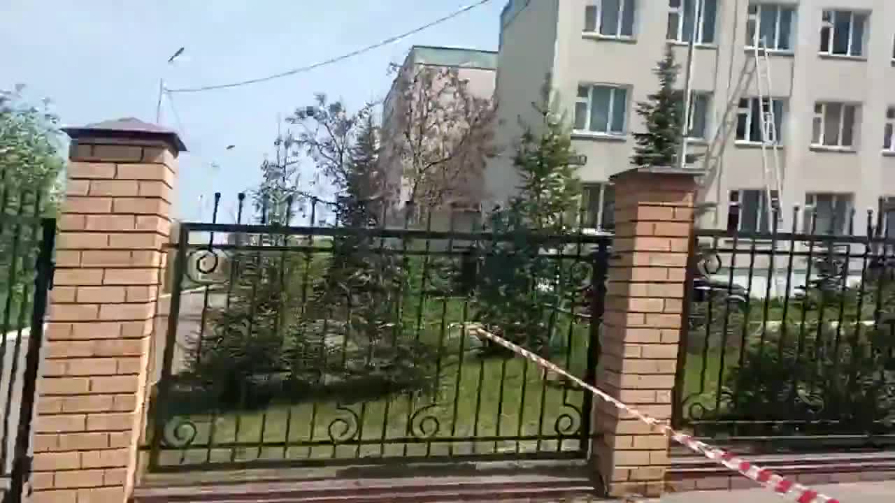 RUSYA'DA OKULA SİLAHLI SALDIRI: 13 KİŞİ YAŞAMINI YİTİRDİ