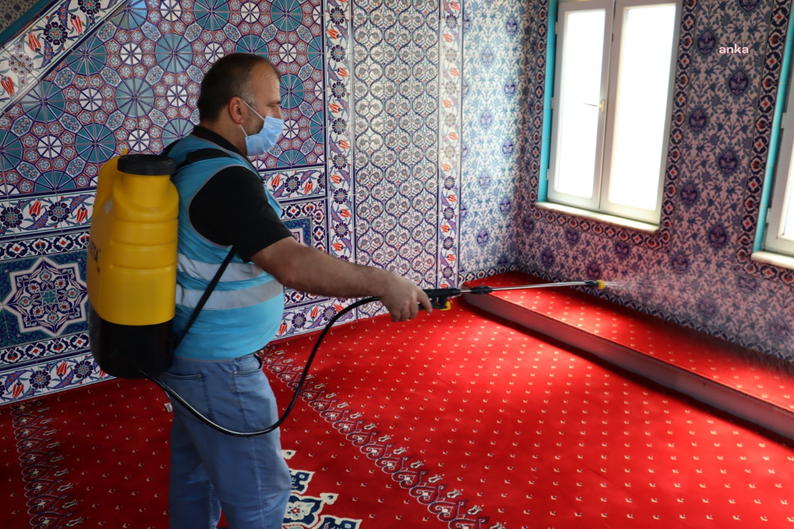 CAMİLERDE BAYRAM TEMİZLİĞİ