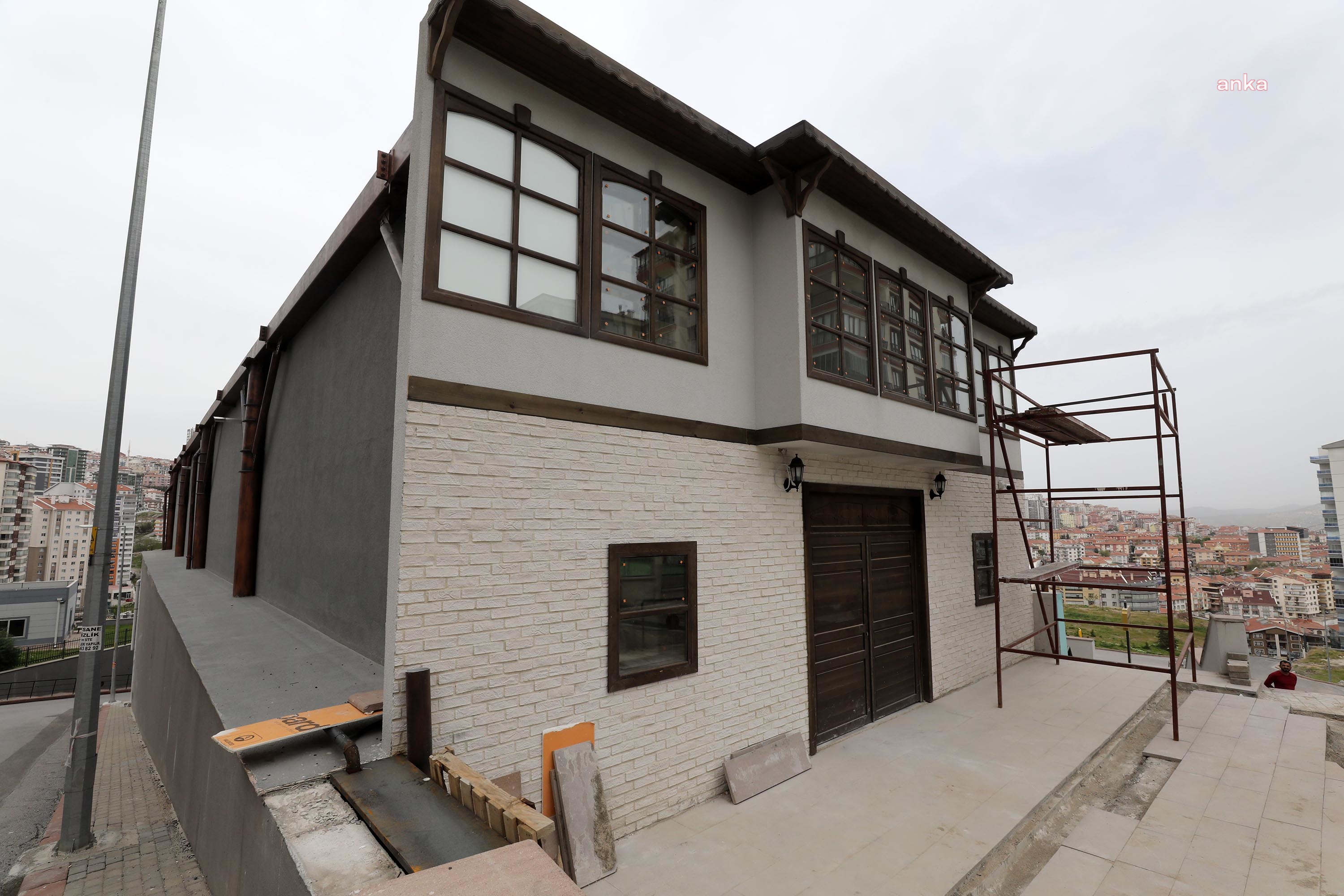 PAMUKLAR YENİMAHALLE EVİ'NDE SONA GELİNDİ