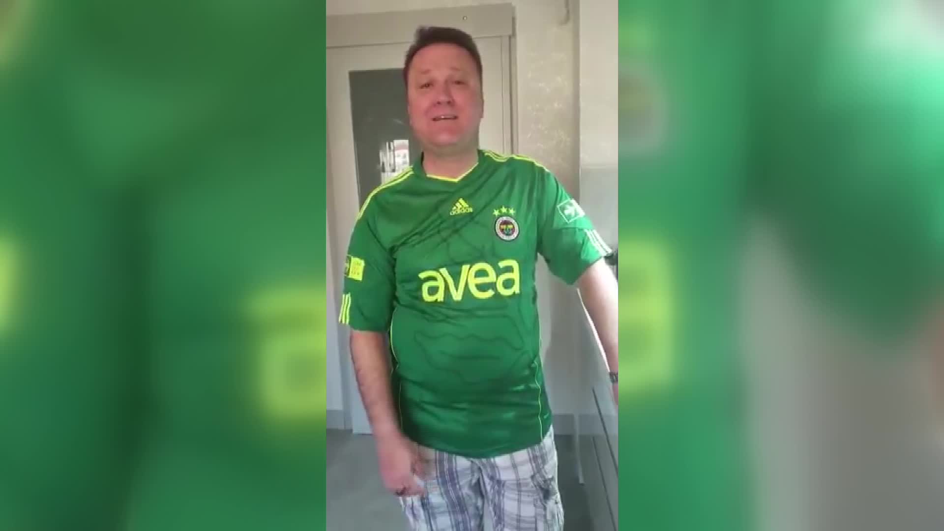 MENEMEN BELEDİYE BAŞKANI, "EN GÜZEL MENEMEN'İ BEN YAPARIM" DİYEREK MUTFAĞA GİRDİ
