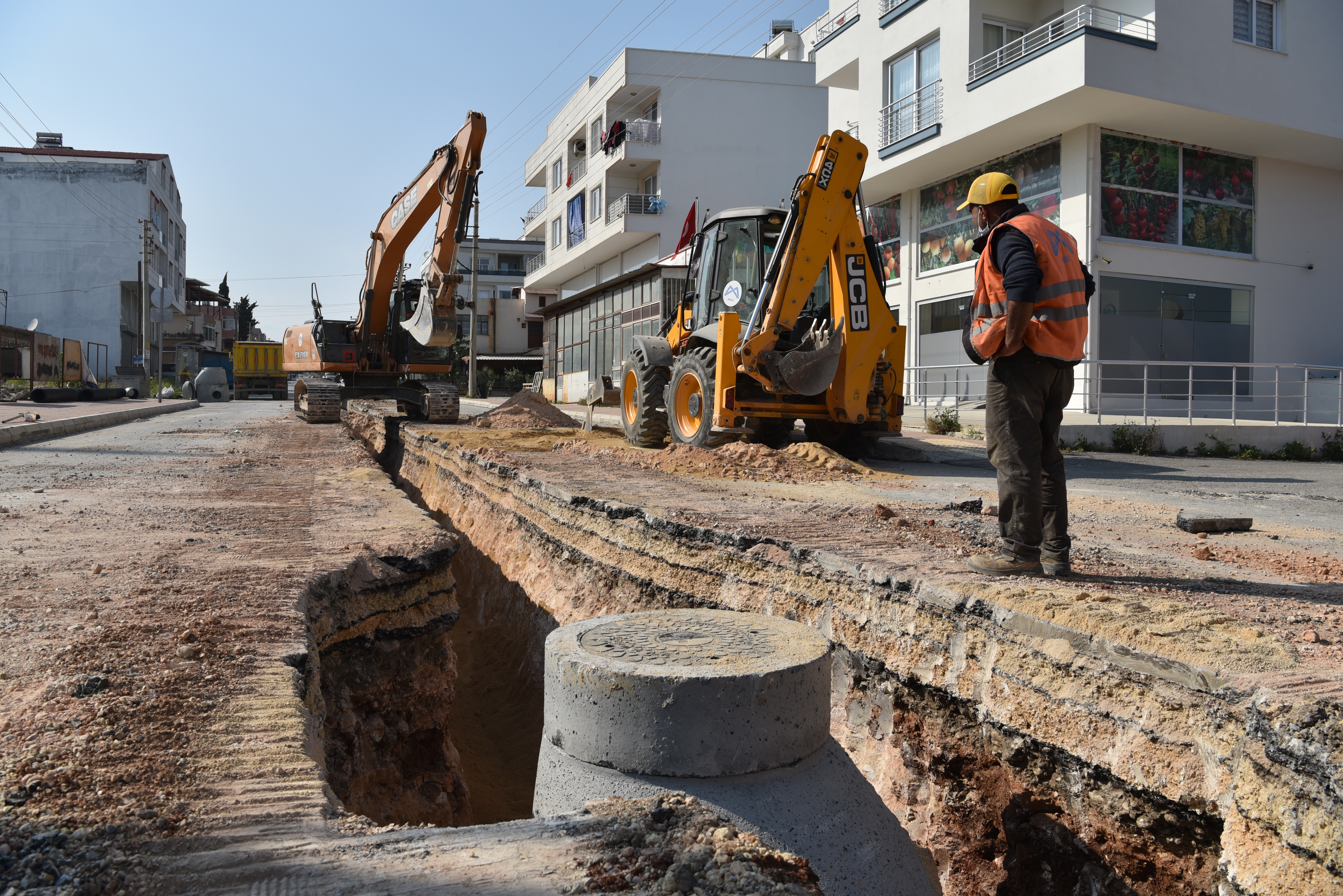 KUYULUK’UN KANALİZASYON SORUNU ÇÖZÜLÜYOR