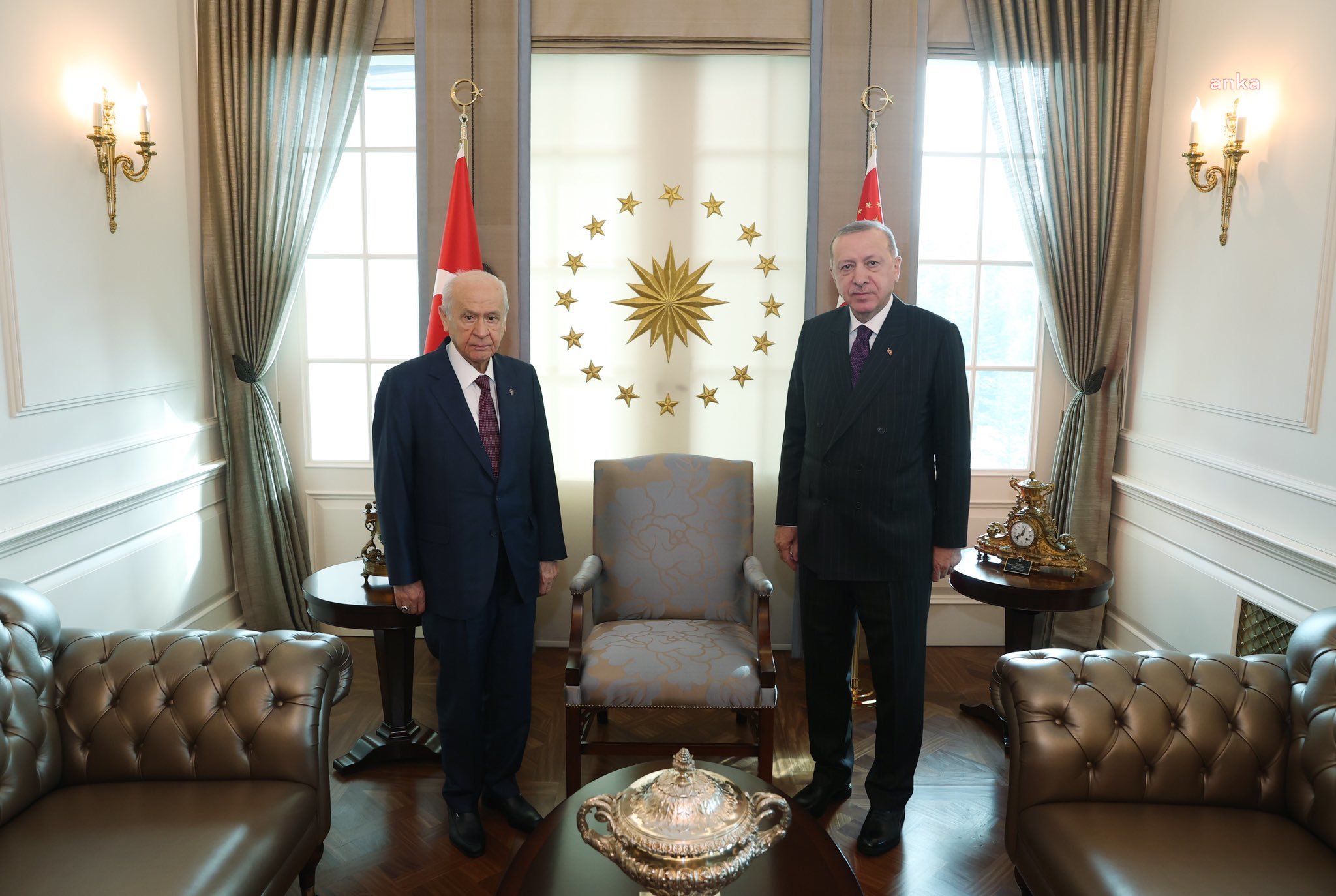 ERDOĞAN İLE BAHÇELİ ÇANKAYA KÖŞKÜ'NDE GÖRÜŞTÜ