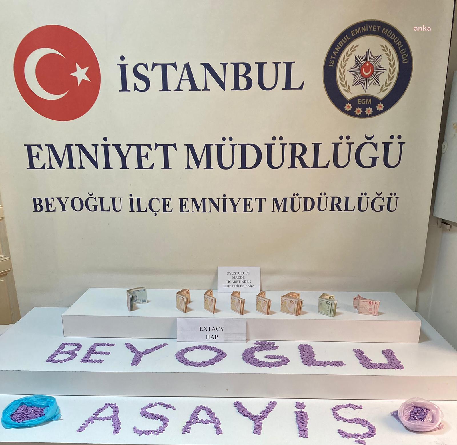 BEYOĞLU’NDA BİR ADRESTE 3 BİN 40 UYUŞTURUCU HAP ELE GEÇİRİLDİ