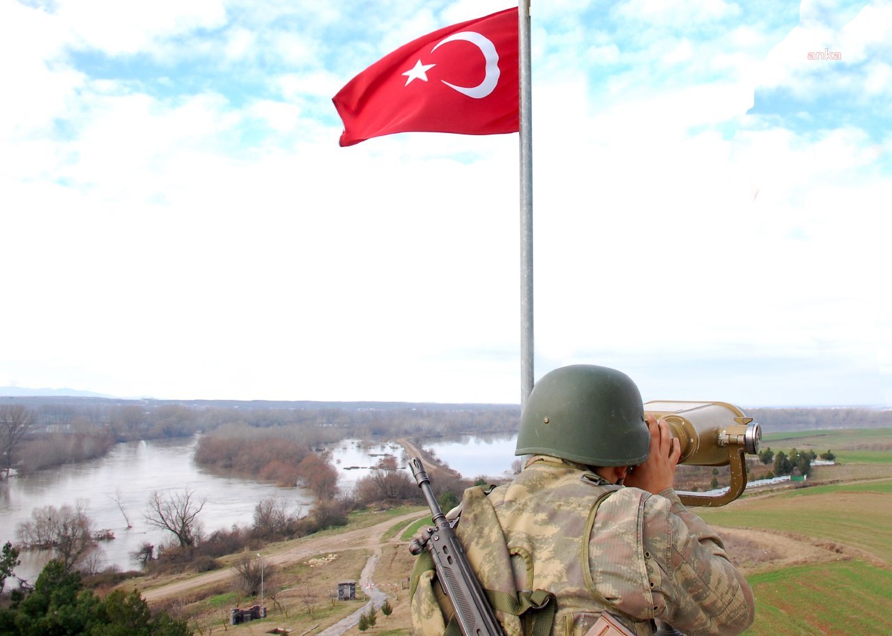 MSB: YUNANİSTAN'A GEÇMEYE ÇALIŞAN FETÖ MENSUBU 2 KİŞİ YAKALANDI