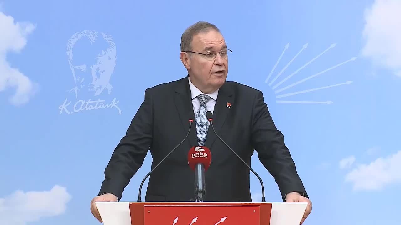 ÖZTRAK: BUGÜN YAŞANAN HER BİR SKANDAL SUSURLUK'TAN BETER… UCUBE SİSTEM 90’LARA BİLE RAHMET OKUTUYOR