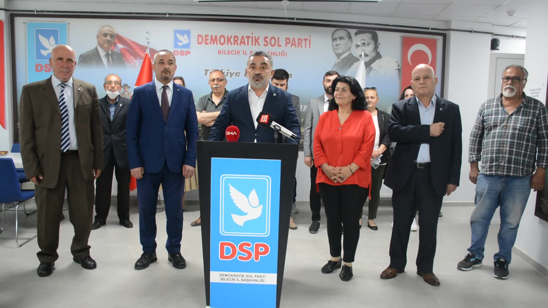 DSP İL BAŞKANLARI OLAĞANÜSTÜ KURULTAY İSTEDİ