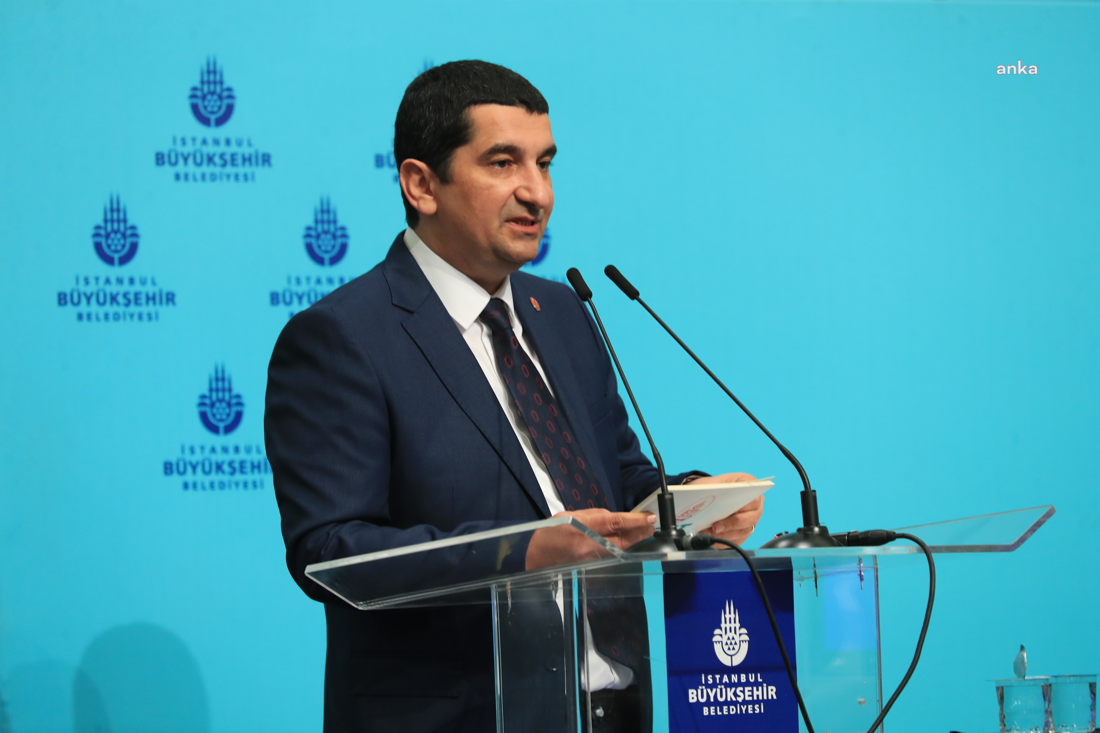 İETT'DE YOLCULUK SAYISI YÜZDE 40, GELİR YÜZDE 30 DÜŞTÜ
