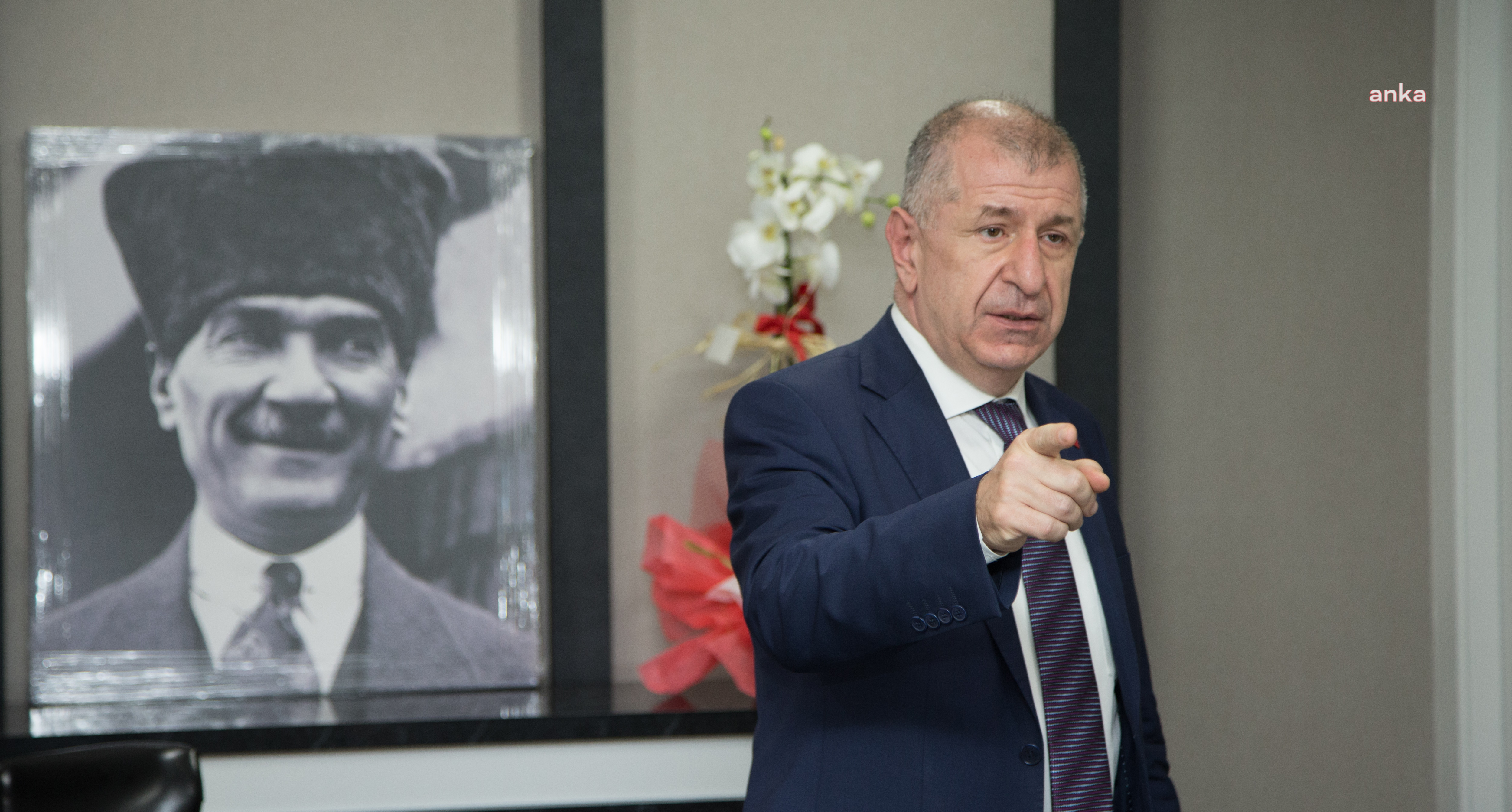 ÜMİT ÖZDAĞ, PARTİLEŞME SÜRECİNİ BAŞLATIYOR