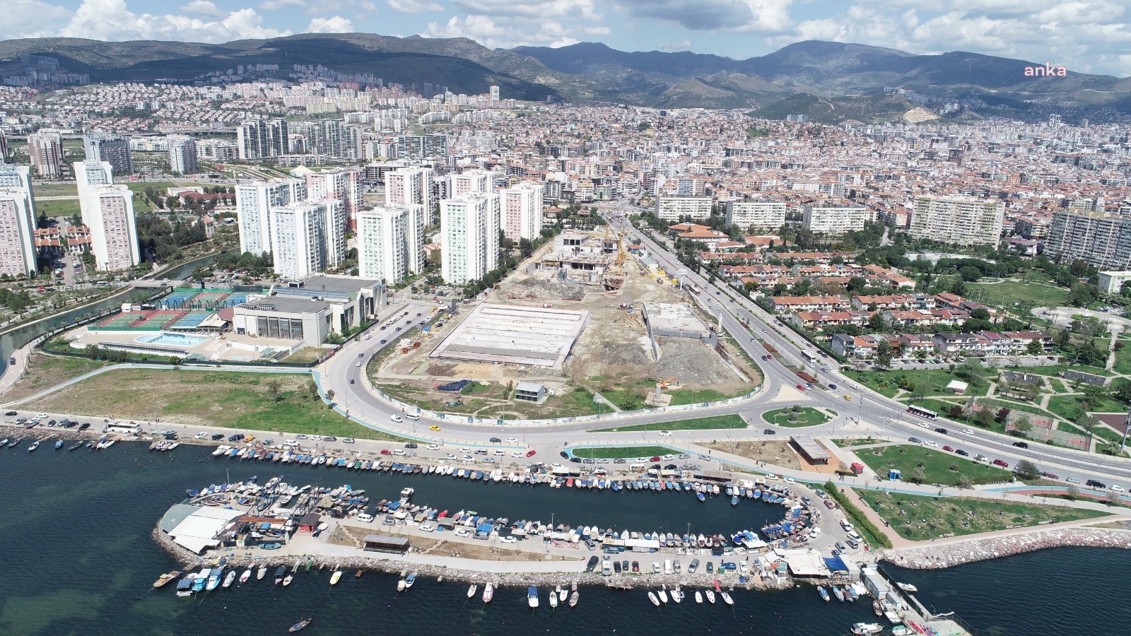 İZMİR OPERA BİNASI'NIN YÜZDE 40'I TAMAMLANDI