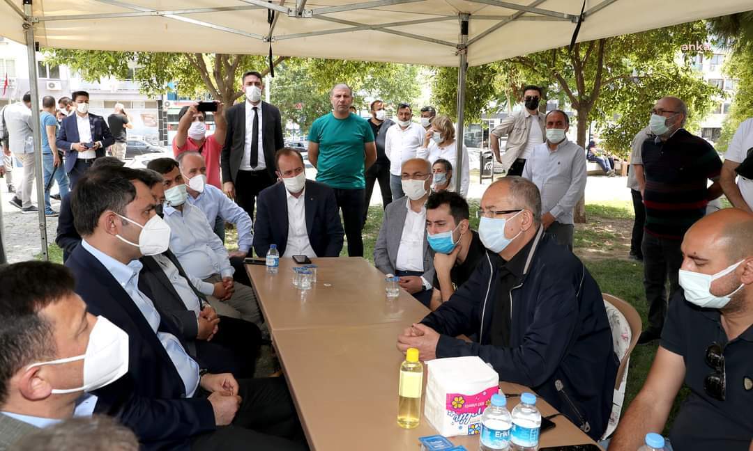 BAKAN KURUM'DAN CHP'Lİ SERTEL'E TAZİYE ZİYARETİ