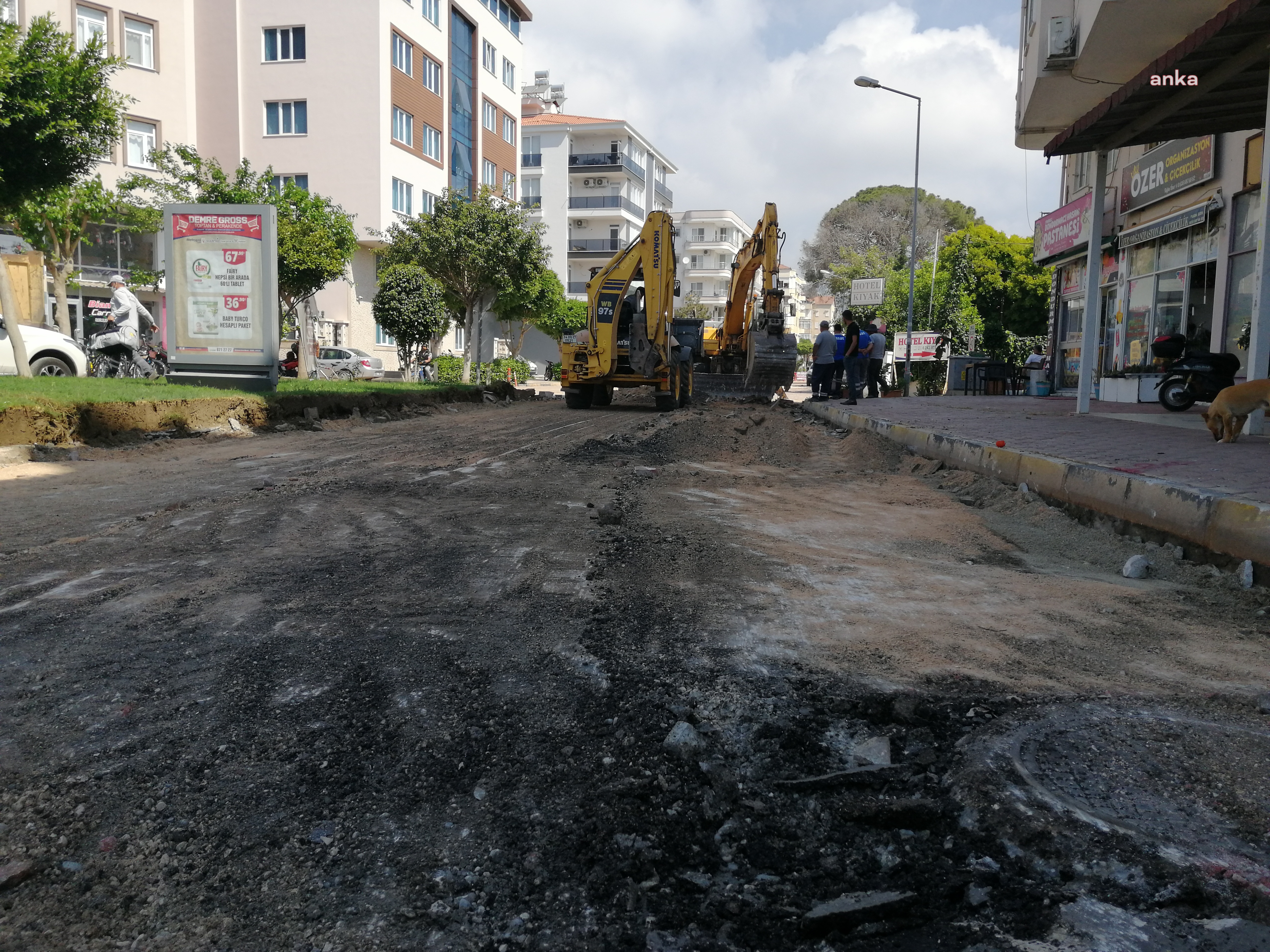 ANTALYA BÜYÜKŞEHİR BELEDİYESİ DEMRE’DE İÇME SUYU BORULARINI YENİLEDİ