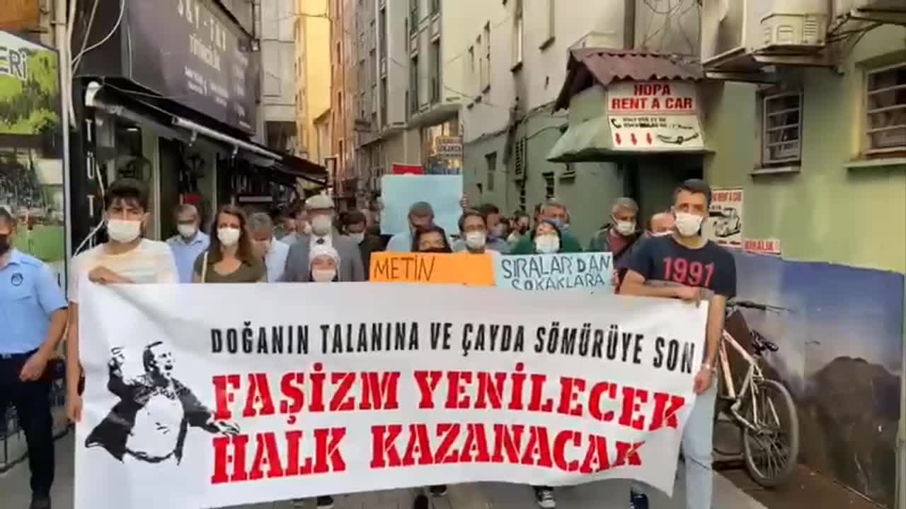 ÖĞRETMEN METİN LOKUMCU, ÖLÜMÜNÜN 10'UNCU YIL DÖNÜMÜNDE MEZARI BAŞINDA ANILDI