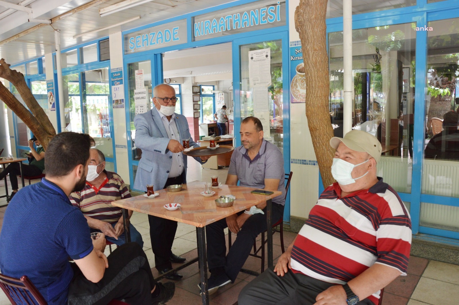 MANİSA KENT MERKEZİ YENİDEN HAREKETLENDİ