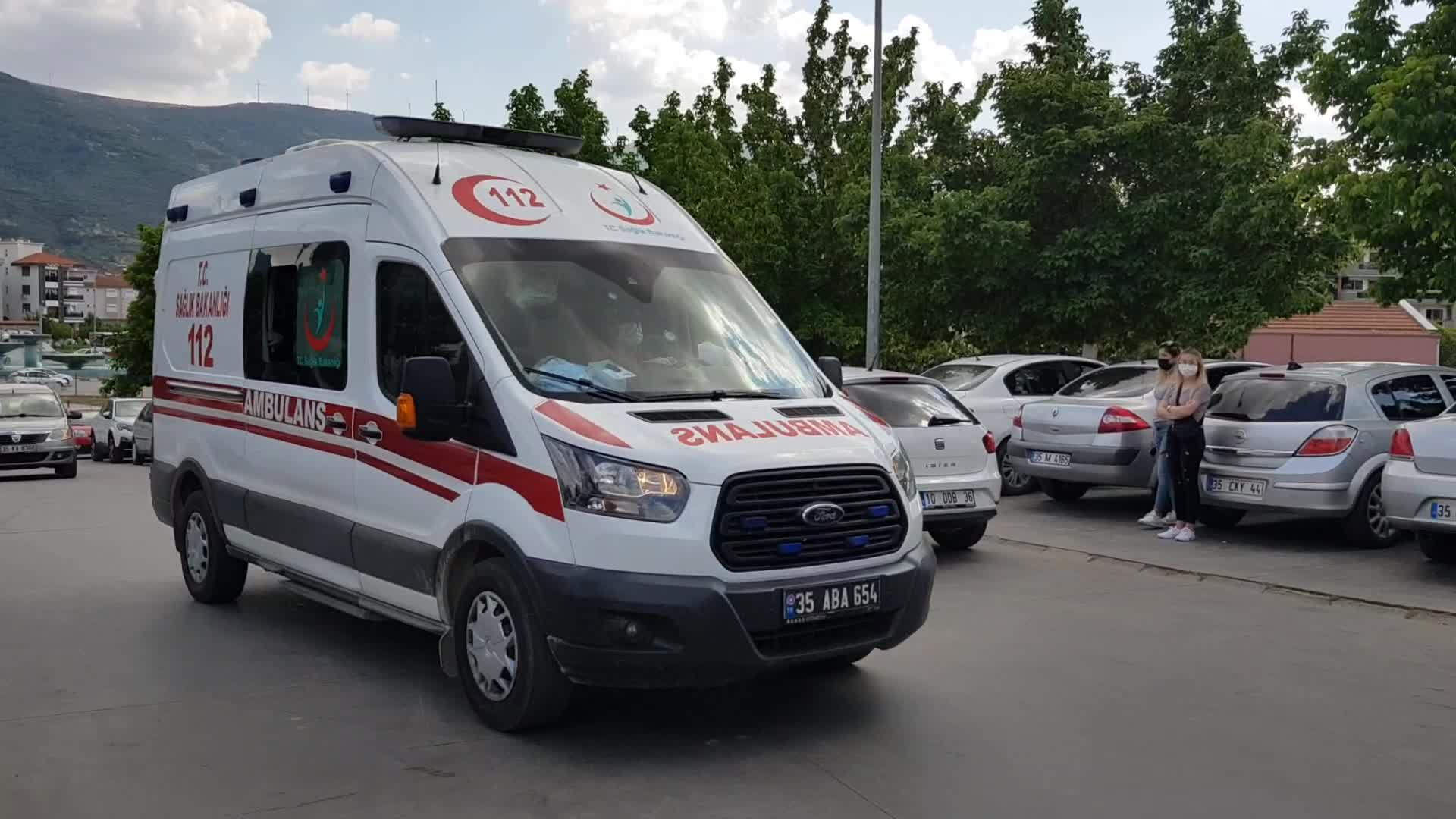 TİRE’DE 30 İŞÇİ, ZEHİRLENME ŞÜPHESİYLE HASTANEYE SEVK EDİLDİ