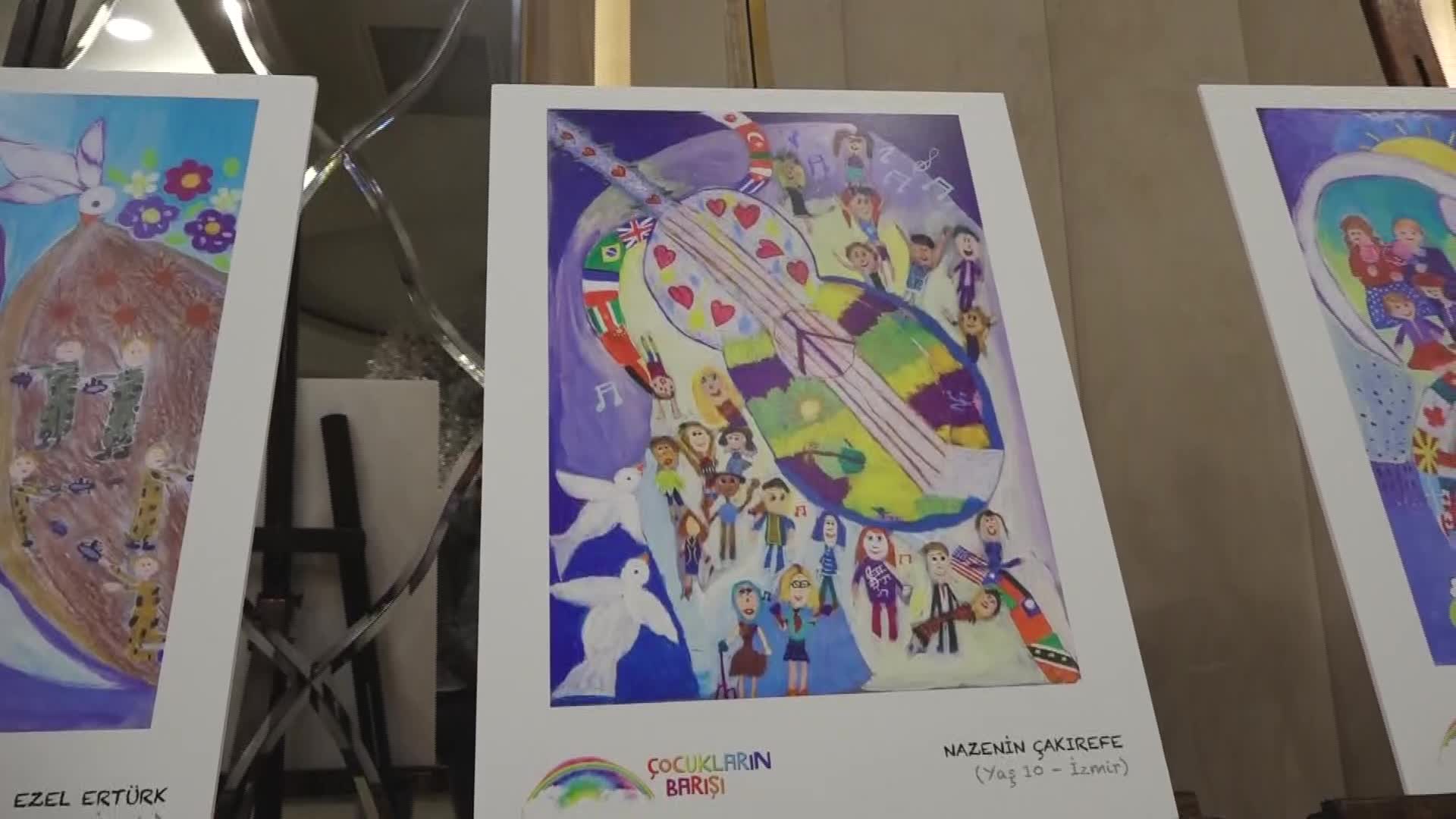 BÜYÜKÇEKMECE’DE NAZIM HİKMET’İN ÖLÜM YILDÖNÜMÜNDE BİSİKLETLER MAVİLİKLERE SÜRÜLDÜ