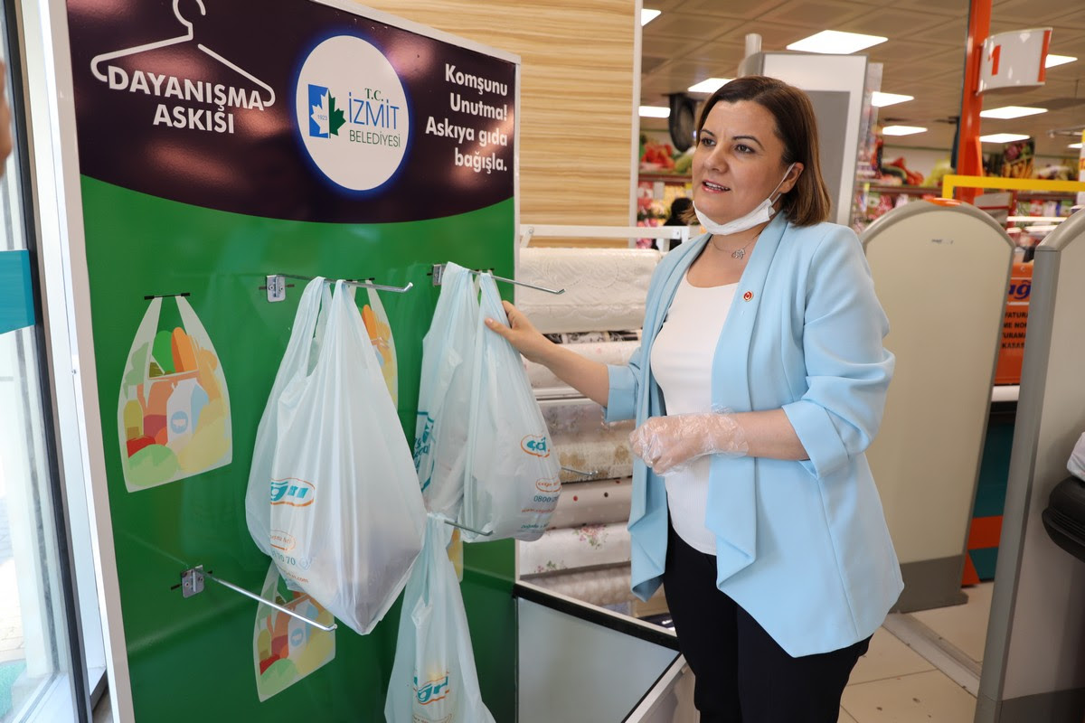 İZMİT'TE "ASKIDA DAYANIŞMA" ARTIK ONLINE