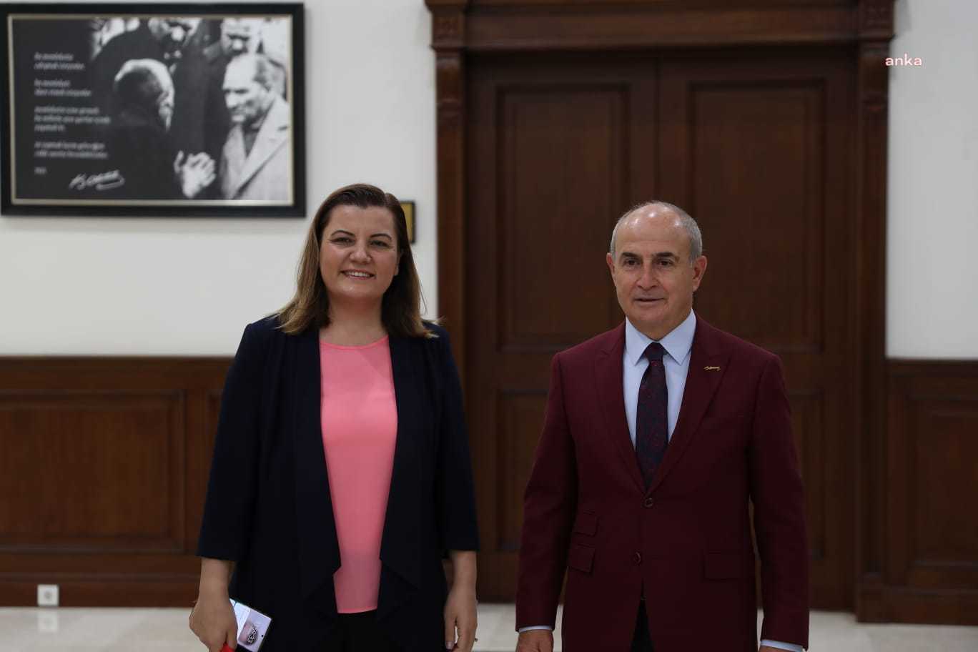 İZMİT BELEDİYE BAŞKANI HÜRRİYET, BÜYÜKÇEKMECE BELEDİYE BAŞKANI AKGÜN’Ü ZİYARET ETTİ