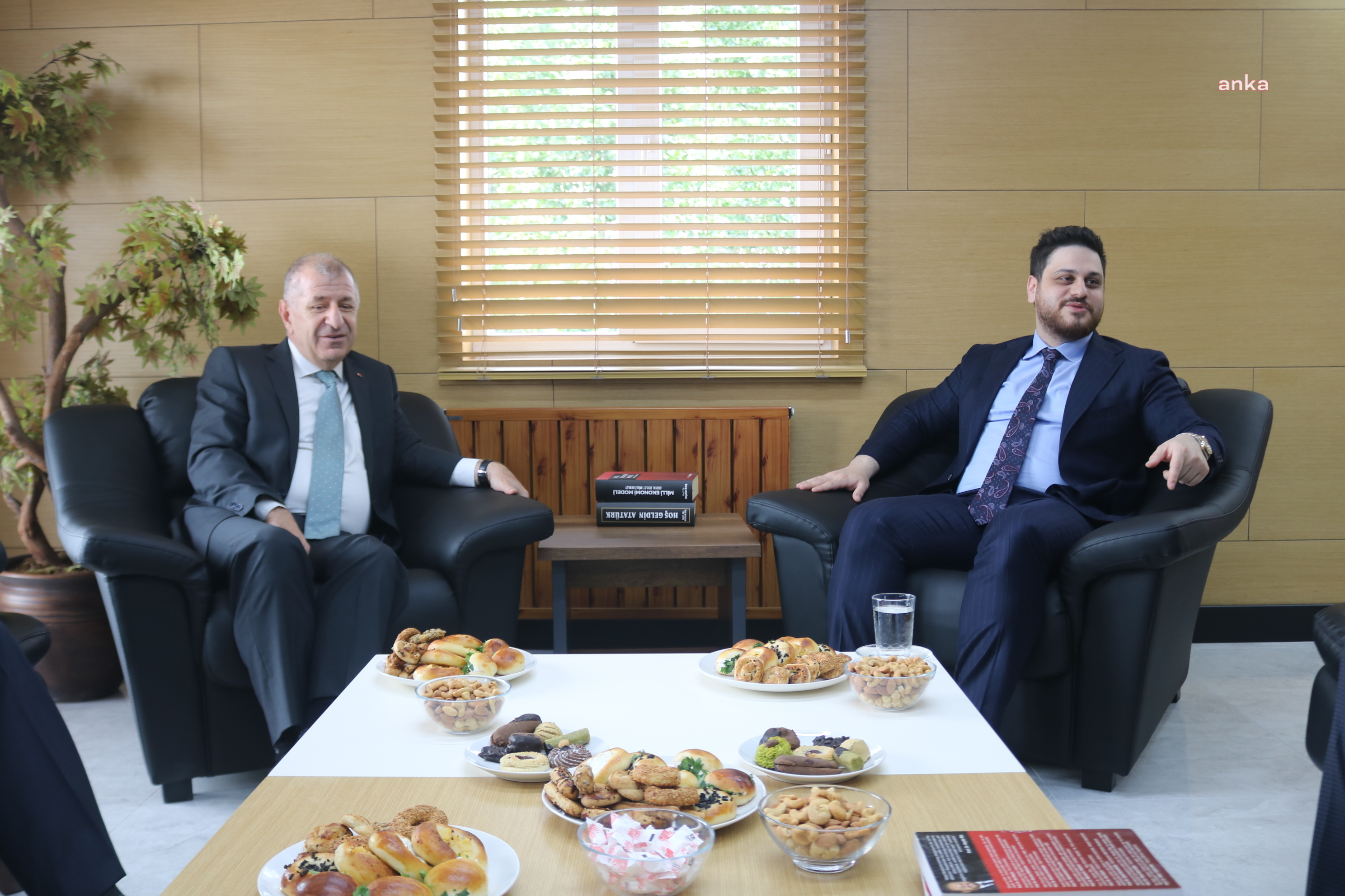 ÜMİT ÖZDAĞ’DAN BTP LİDERİ BAŞ'A ZİYARET