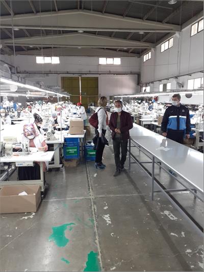 İZMİR'DE TIBBİ MASKE İMALATHANELERİNE DENETİM
