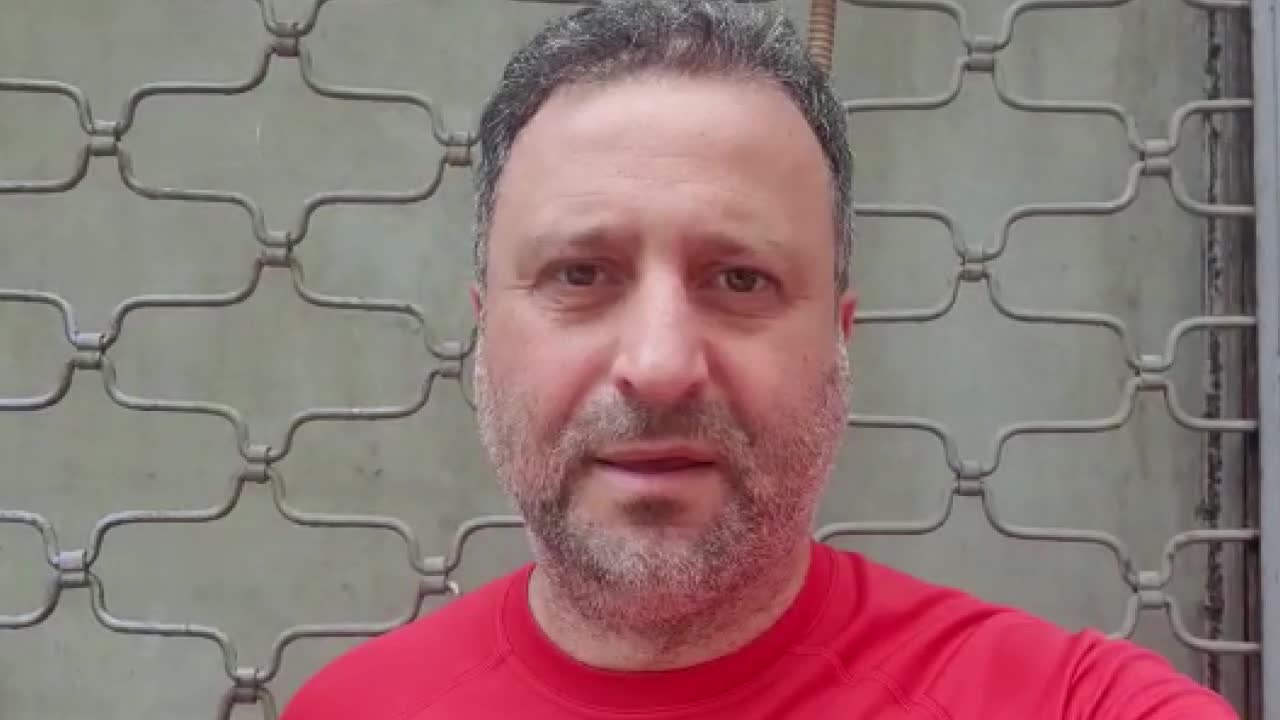 ZORDA KALAN MÜZİSYEN AÇIK ARTIRMAYA ÇIKIYOR: SATILIK ENSTRÜMAN VAR