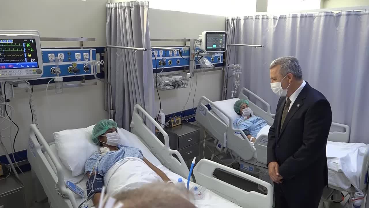 17 YAŞINDA ÜÇÜNCÜ KEZ KARACİĞER NAKLİ OLDU
