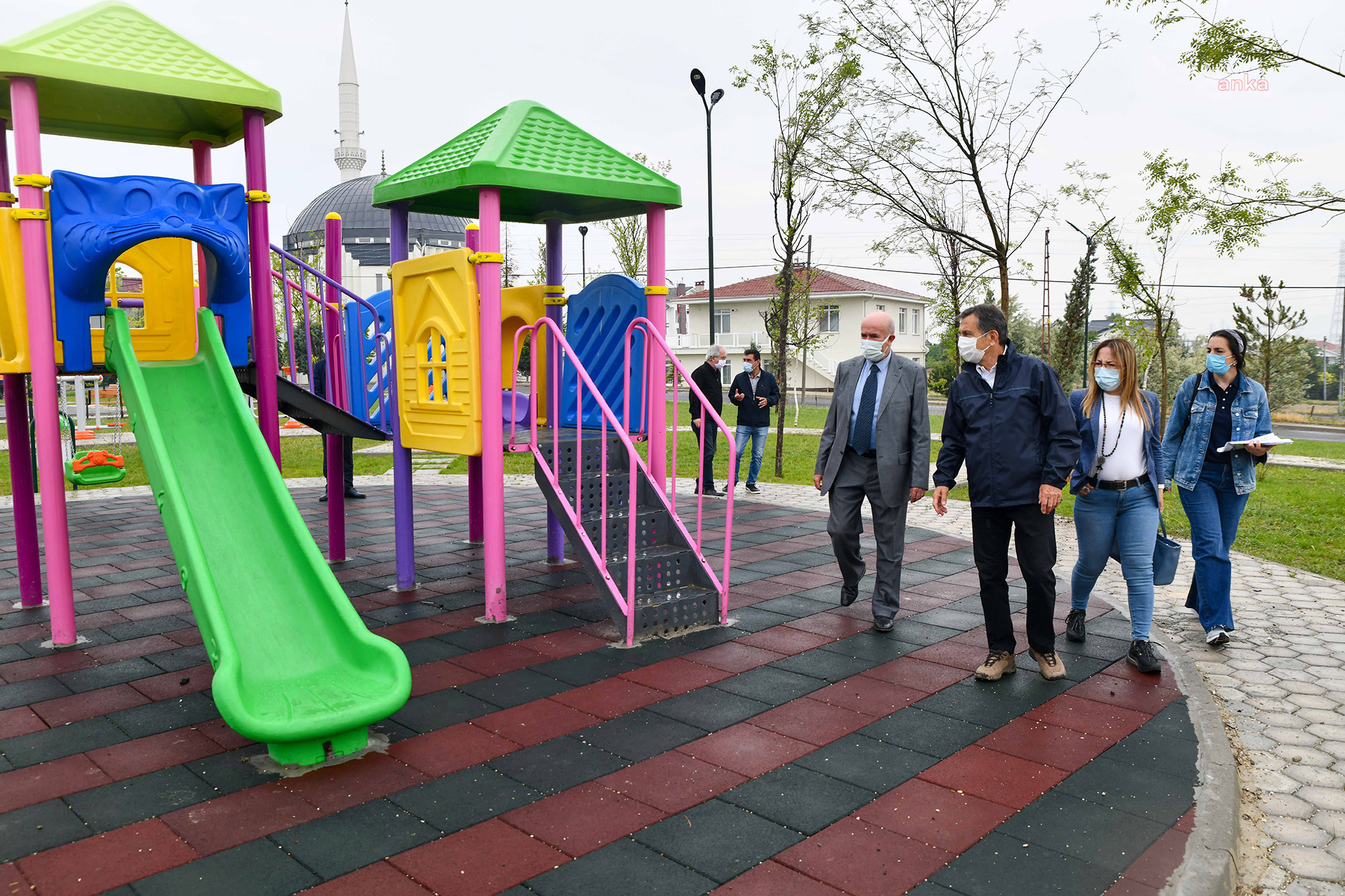 TEPEBAŞI BELEDİYE BAŞKANI ATAÇ, PARK ÇALIŞMALARINI YERİNDE İNCELEDİ