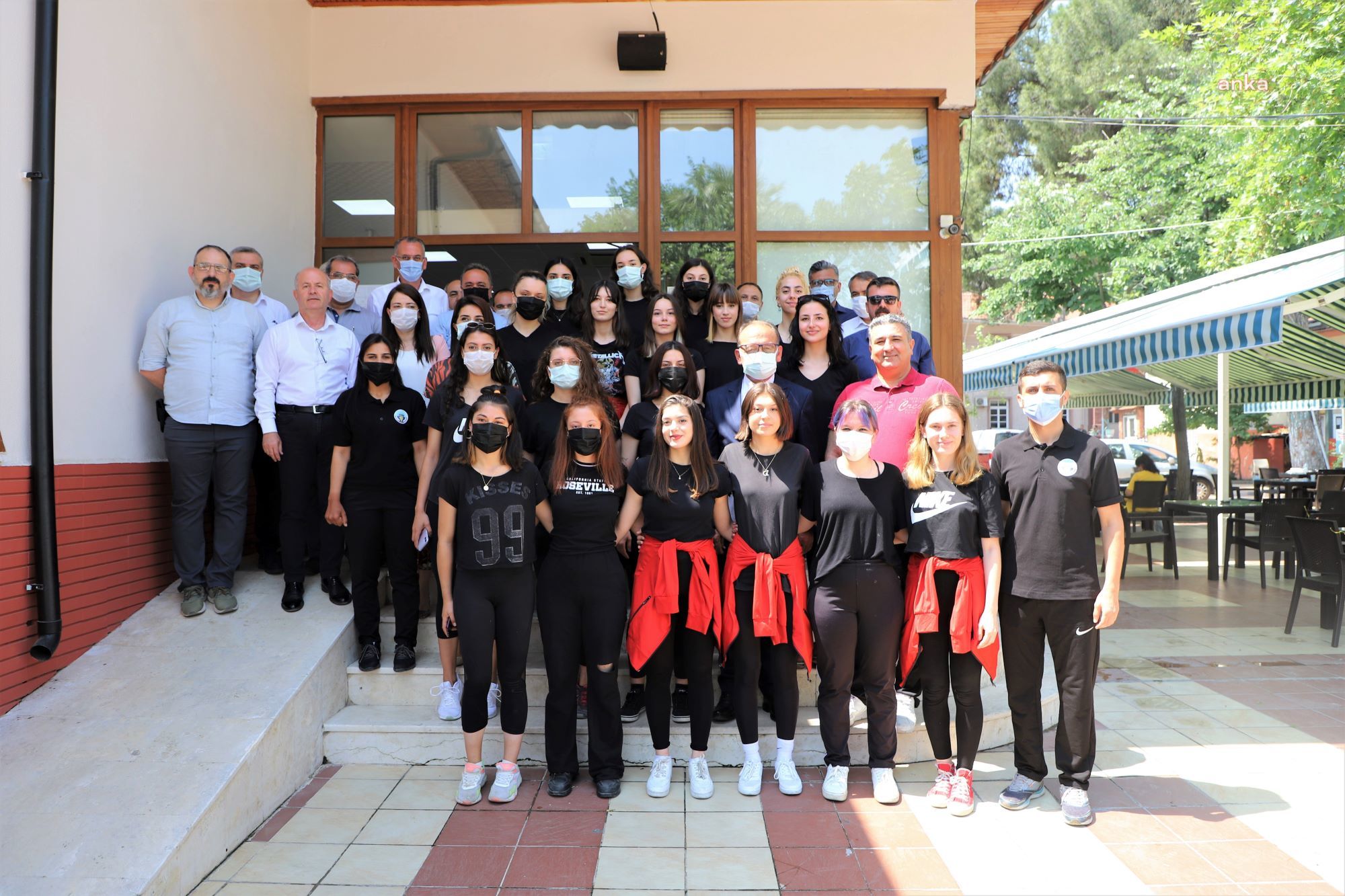 TURGUTLU BELEDİYESPOR KADIN VOLEYBOL TAKIMINA MORAL KAHVALTISI