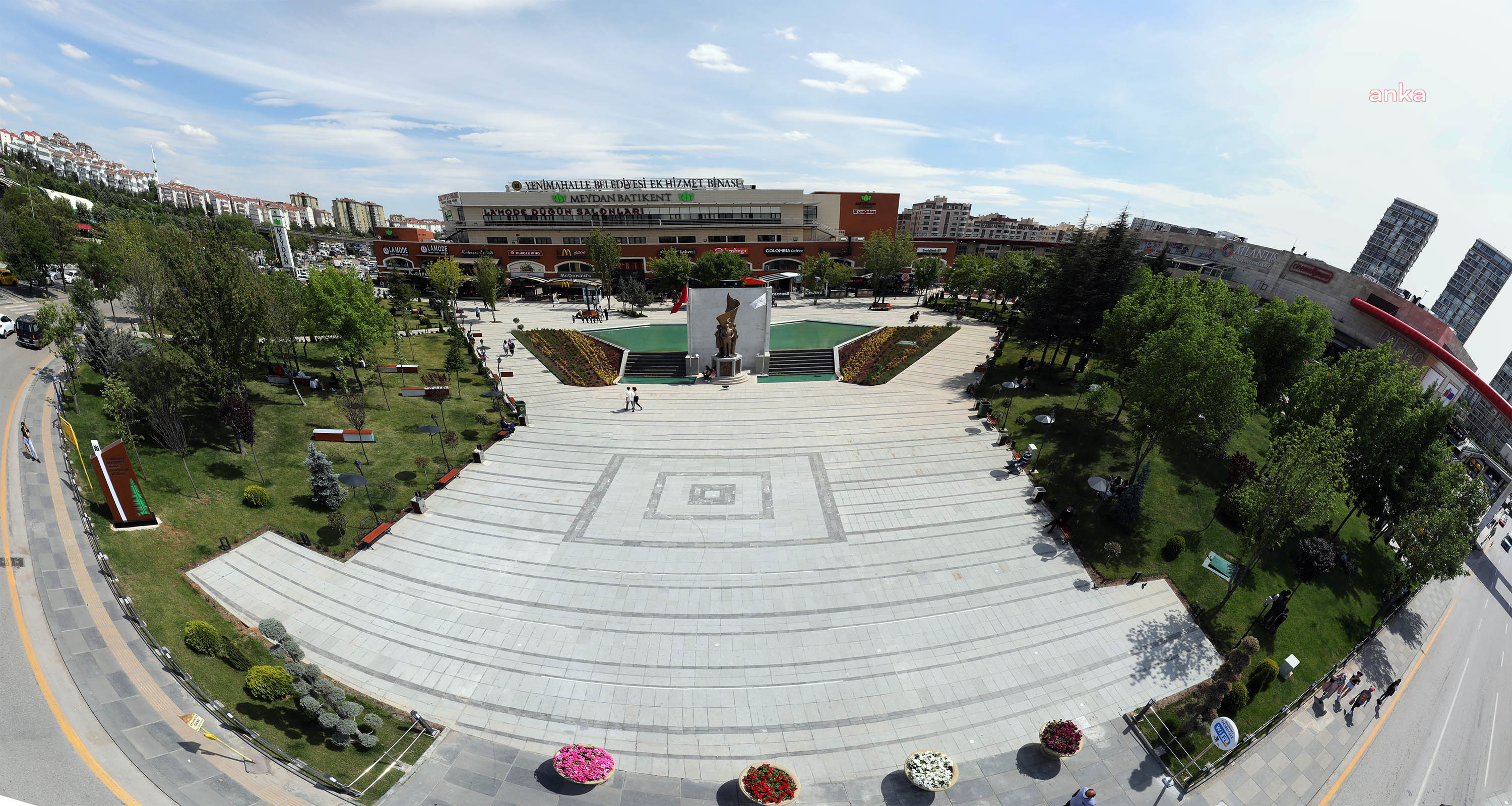YENİMAHALLE BELEDİYESİ, KARAYALÇIN KENT MEYDANI'NI AÇIYOR