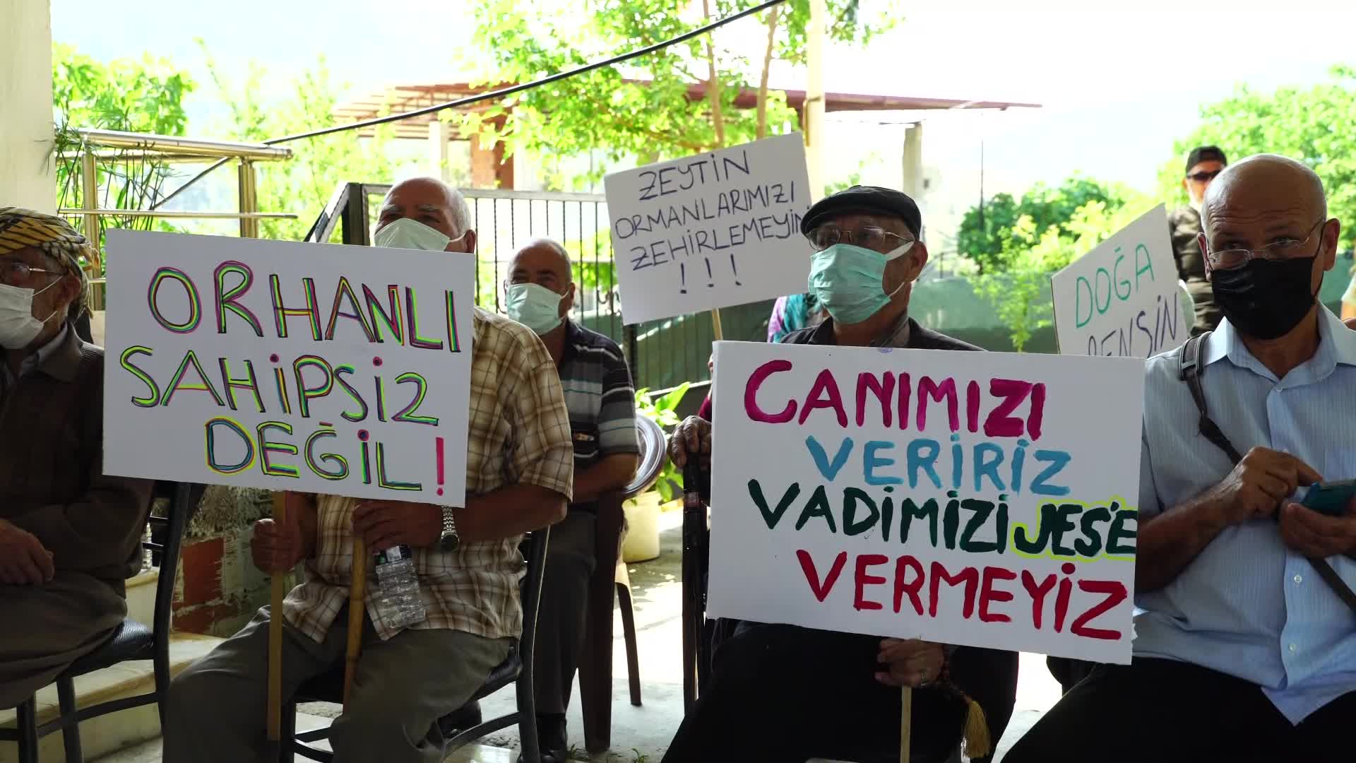 İZMİR'DE KÖYLÜLERİN JES ZAFERİ... DAVULLU, ZURNALI, ZEYBEKLİ PROTESTO İLE TOPLANTIYI İPTAL ETTİRDİLER