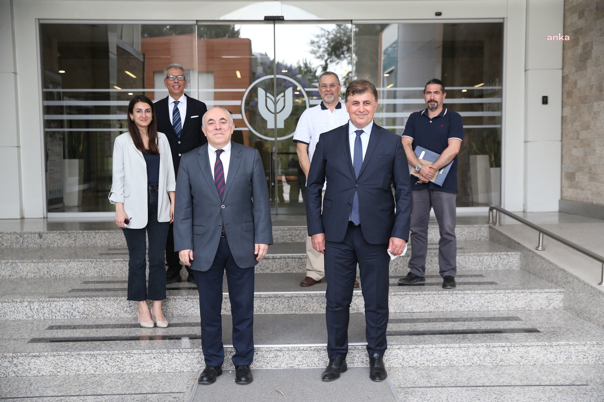 KARŞIYAKA KOLEKTİF GİRİŞİMCİLİK MERKEZİ’NE İKİ ÜNİVERSİTEDEN DESTEK