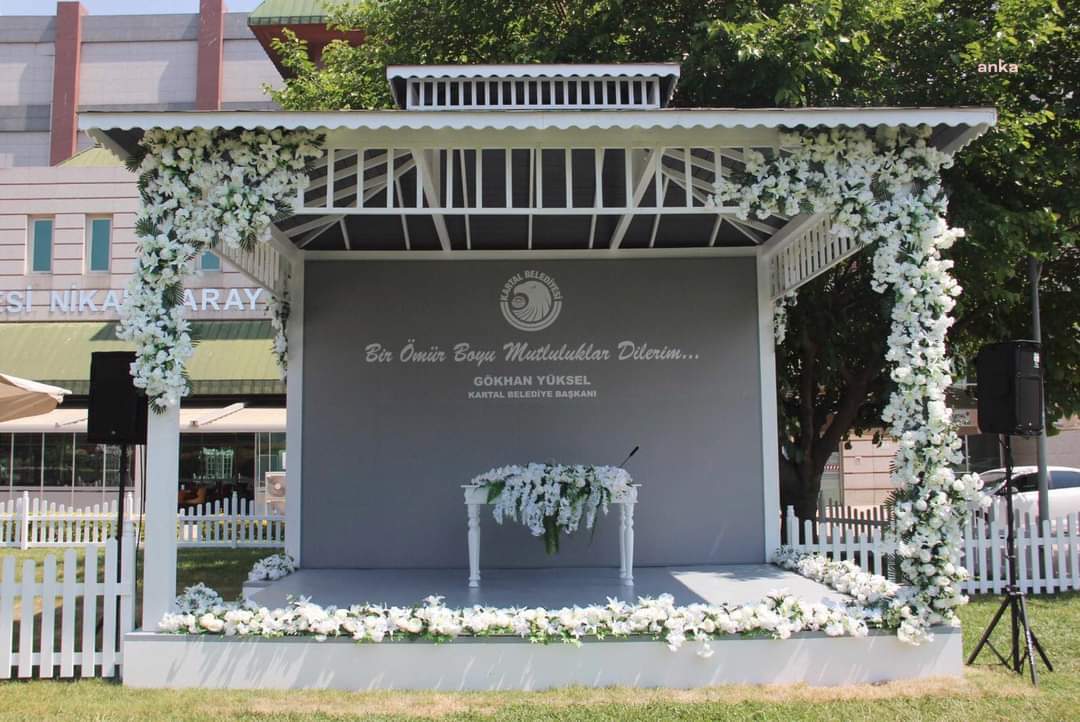 KARTAL BELEDİYESİ NİKAH SALONU, YENİLENEN YÜZÜ İLE EVLENECEK ÇİFTLERİ AĞIRLAYACAK