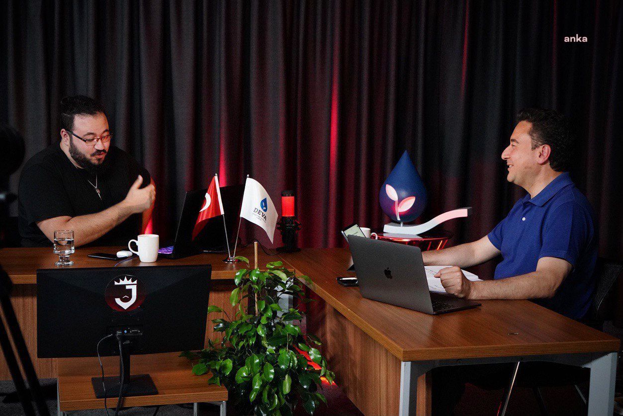 ALİ BABACAN, TWİTCH'TE: “İKTİDAR, BİR SONRAKİ SEÇİMDE DEĞİŞECEK”