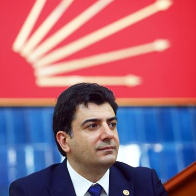 CHP’Lİ EMRE: İKTİDAR EKONOMİK PAKETTE GENÇLERİ GÖRMEZDEN GELDİ