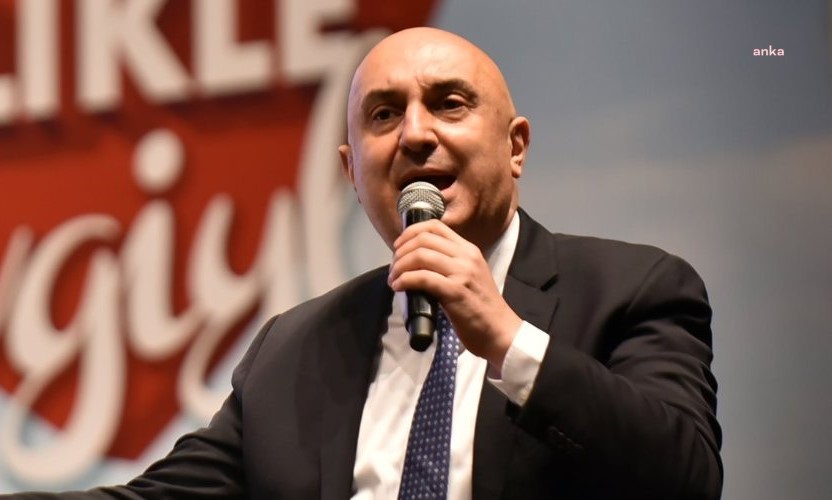 CHP'Lİ ÖZKOÇ'TAN MECLİS BAŞKANI'NA "10 BİN DOLAR ALAN SİYASETÇİ" SORUSU: "HÂLÂ RESMİ BİR CEVAP GELMEDİ Mİ?"
