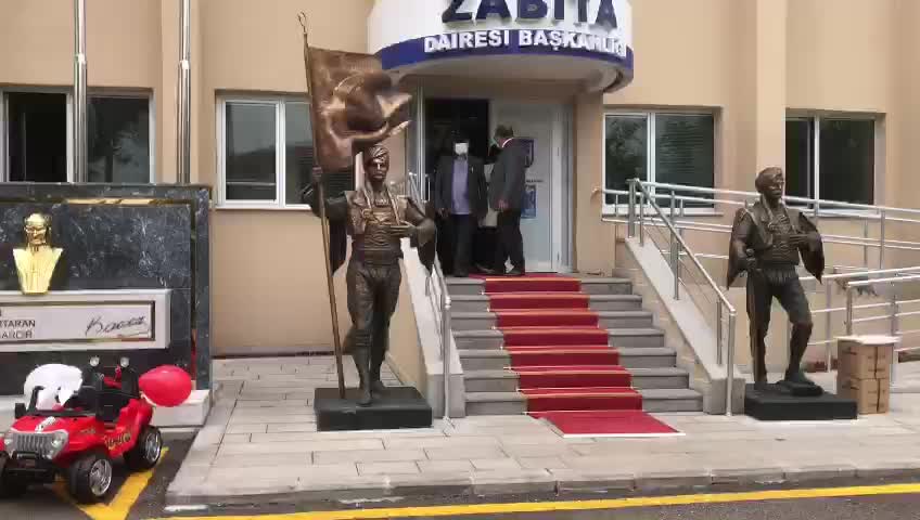 ANKARA BÜYÜKŞEHİR BELEDİYESİ, KAĞIT TOPLAYAN KÜÇÜK ÇOCUKLARI MUTLU ETTİ