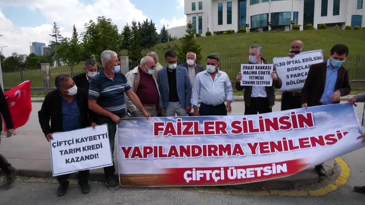 ÇİFTÇİLER 7. KEZ ANKARA'DA: "HAKKIMIZI ARAYACAK YER YOK, YA SEDAT PEKER'E GİDECEĞİM YA DA MEHMET AĞAR'A"