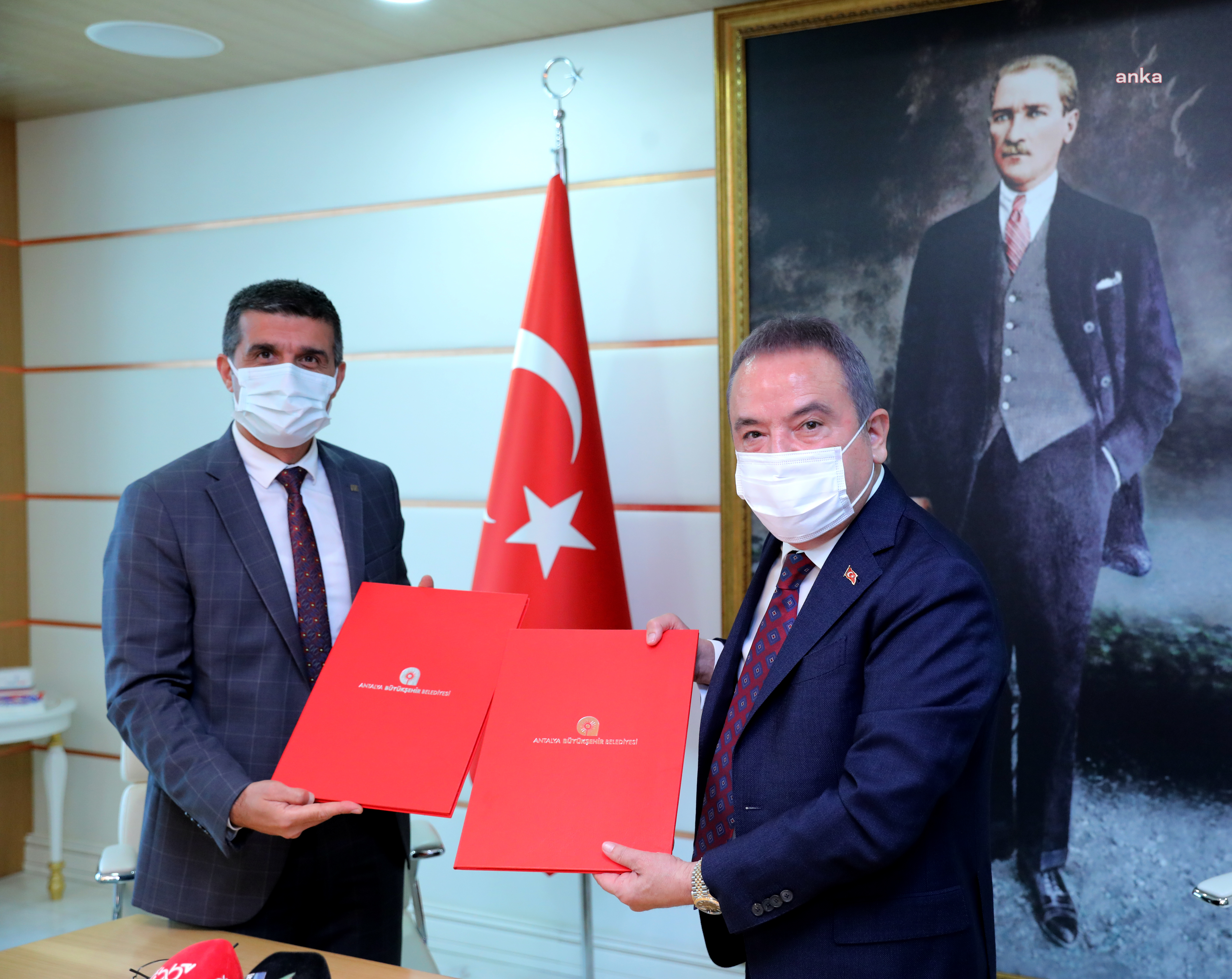 ANTALYA BÜYÜKŞEHİR’DEN İŞÇİSİNE 3150 TL BANKA PROMOSYONU