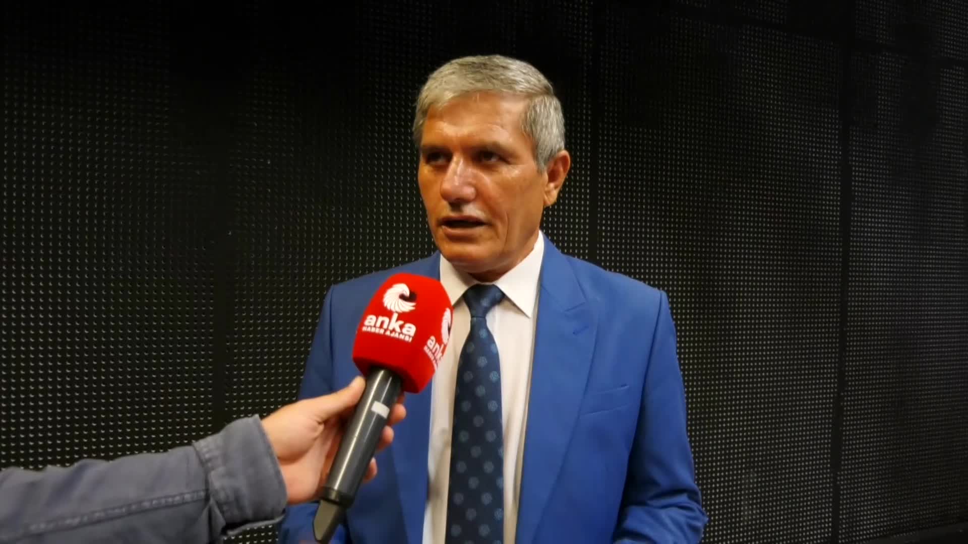 TÜM KAMU DER: TAŞERON İŞÇİLERE KADRO DEVLETE KÜLFET GETİRMEZ