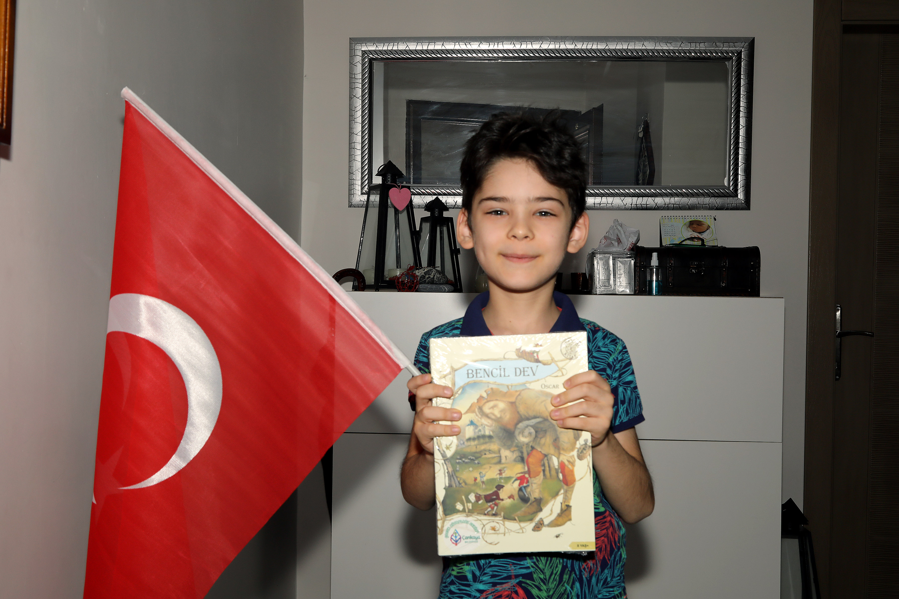 ÇANKAYA BELEDİYESİ'NDEN ÇOCUKLARA 100. YILDA 100.000 KİTAP
