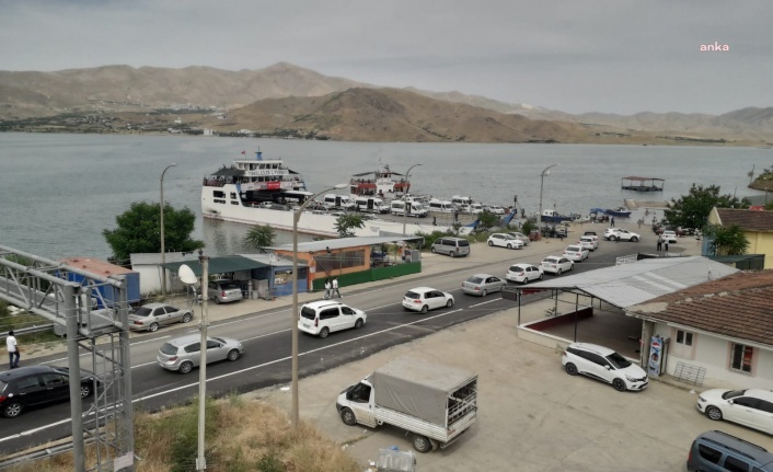 PERTEK BELEDİYE BAŞKANI RUHAN ALAN, CUMHURBAŞKANI'NA KÖPRÜ SÖZÜNÜ HATIRLATTI