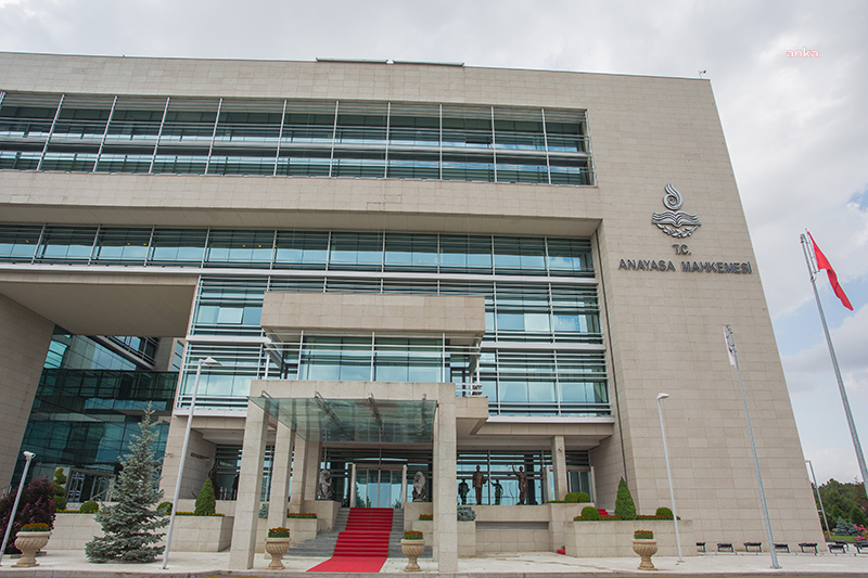 AYM’DEN ‘ÇİFT MAAŞ’ KARARI: MERKEZ BANKASI İLE İLGİLİ CBK İPTAL EDİLDİ